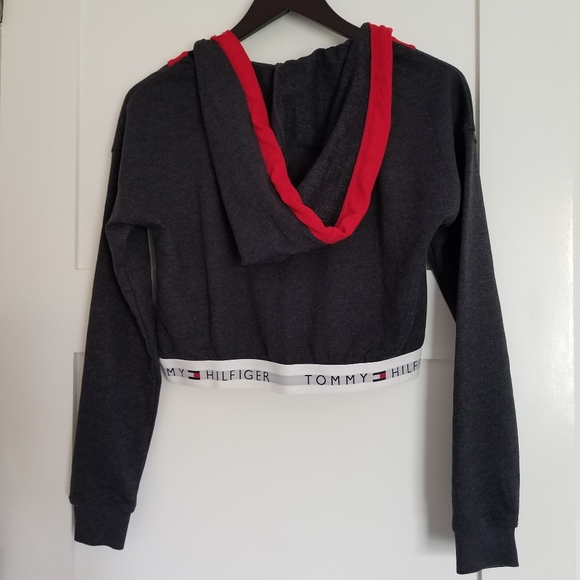 Tommy Hilfiger cropped hoodie - Picture 4 of 4